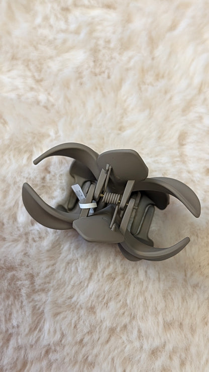 TAUPE Flower Clip