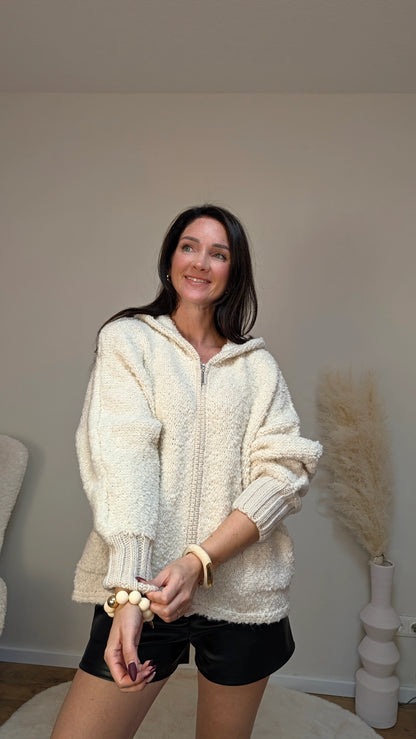 Strickjacke - Cozy Cloud