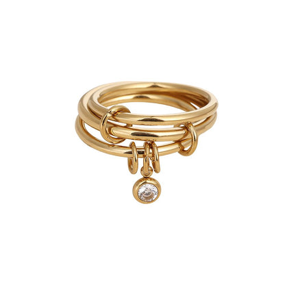 Mehrreihiger Ring mit Zirkonia-Charm